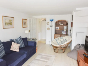 Mulberry Cottage Coastal Holiday Home
