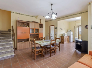 Valley-View Villa in Trabia with Swimming Pool