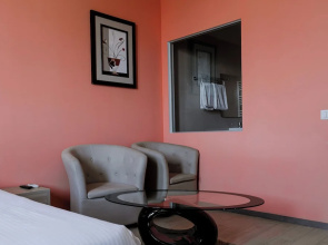 Queen Hotel
