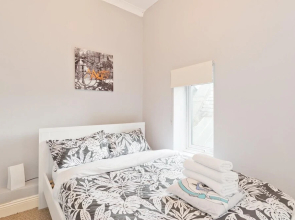 Lovely Self Contained 1-bed Apartment in Rathmines