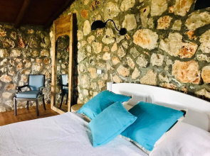 Kale Lodge - Adults Only