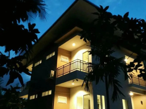 Baan Klangsuan Bang Korbua