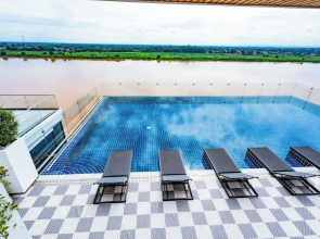 One Riviera Hotel and Residences