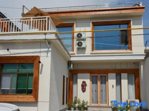Huashan·Songmeng Fulan Mountain·Yishan Xiaozhu Meisu (Huashan Scenic Area Tourist Center Branch)