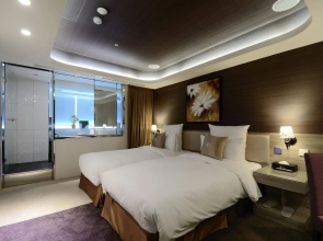 V One Hotel