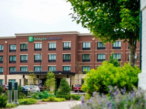 Holiday Inn Express & Suites Franklin - Berry Farms by IHG