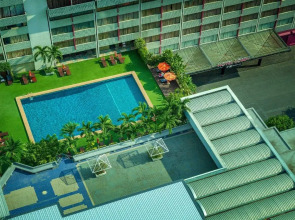 Отель Ambassador Bangkok Hotel
