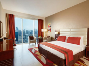 Отель Millennium Central Downtown