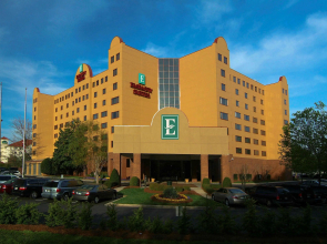 Embassy Suites by Hilton Charlotte