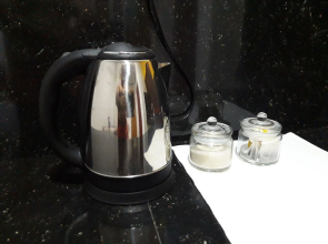 Airport Pearl Garden Transit Hotel