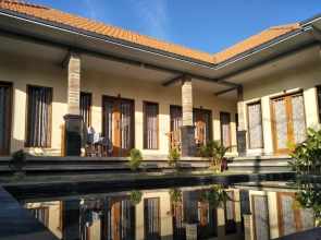 Cantika Guest House