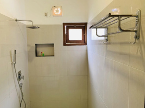 Sam's Guest House