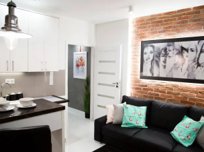 Warsaw Concierge Modern Studio