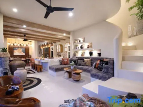 3BR Tumbak Bayuh with balcony bath & stunning view