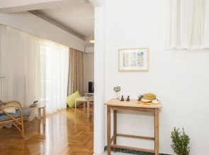 Perfect spot, elegant and bright