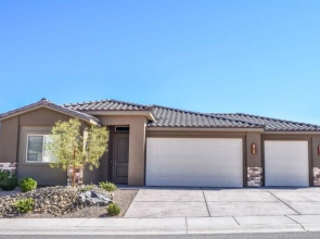M L Paras Llc 3 Bedroom Home