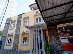 Hotel O Solo Point Guest House Syariah