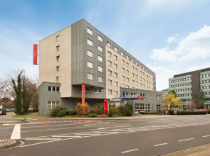 Ramada By Wyndham Bottrop