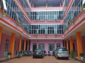 AIQ Hotel