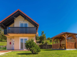Cozy Holiday Home in Ribarici With Private Garden