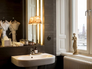 Lydmar Hotel