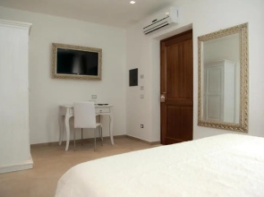 Hypnos Boutique Hotel