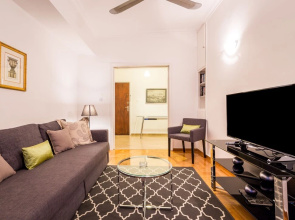 Homey apartment for 4 people in Koukaki