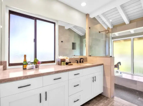 Kapalua Bay Villas 3 Free Rental Cars KBM Resorts Premium Bay Villa 3 Units, 3 Bedrooms Ml-2089