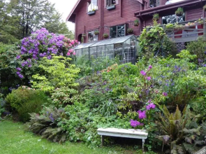St Arnaud House