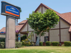 Howard Johnson by Wyndham Norco