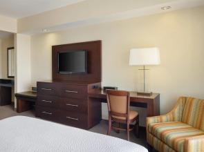 Ramada Plaza by Wyndham Orlando Resort & Suites Intl Drive