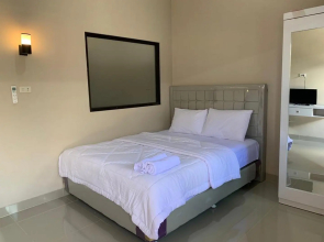 RedDoorz Syariah near Hajimena Lampung