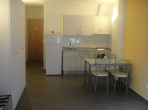 Mhc Arenales Hotel