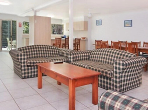 Orchid Beach Apartments