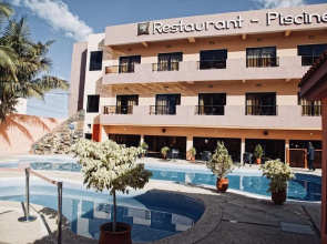 Hotel Iman
