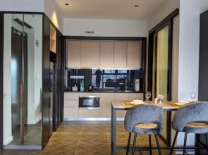 Mana-Mana Suites at Scarletz KLCC