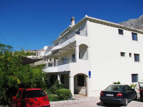 Apartments Miljak