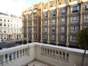 Luxury Hyde Park