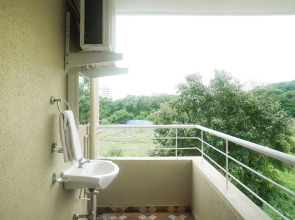 SK Executive by OYO Rooms
