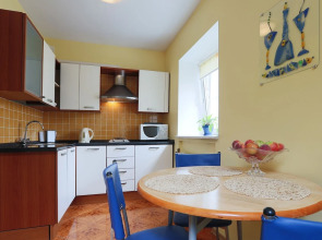 Ап-ты «Австрийский Дворик», Фурштатская, 45