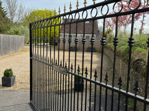 Highcroft House