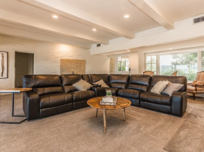 Oak Hills by Avantstay Panoramic View, Pool, Spa