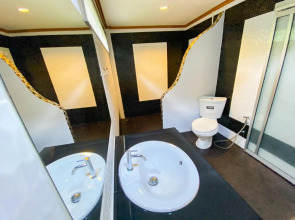 Koh Kood Far East Resort