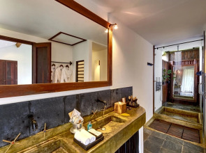 Chen Sea Resort & Spa