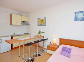 Apartments Luka
