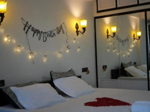 Service Apartment