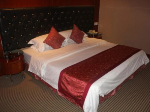 Guangyuan Dingshan Hotel
