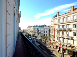 Captivating 3-bed Apartment in Cannes