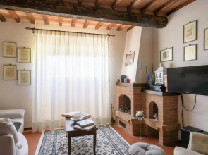 Tuscany Balcony: Crete Senesi