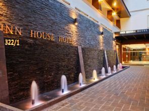 Inn House Hotel